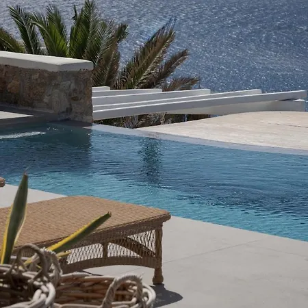 Daloli Mykonos *